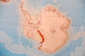 Antarktis | Südpolargebiet | alte Schulwandkarte