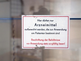 Arztschrank | Bauhauszeit