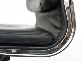 Soft Pad Chair | EA 219 | Eames 