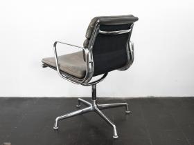 Soft Pad Alu Chair | EA 208 | Eames 