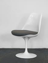 Tulip Chair | Eero Saarinen |Knoll