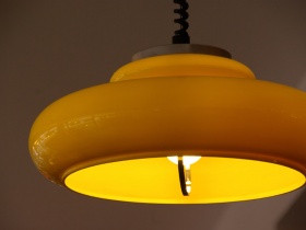 70er Jahre Lampe / Gelb 