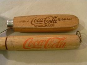 Coca-Cola Eispickel und Kapselheber