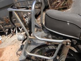 Honda CB200 | 70er Jahre | Ersatzteilelager
